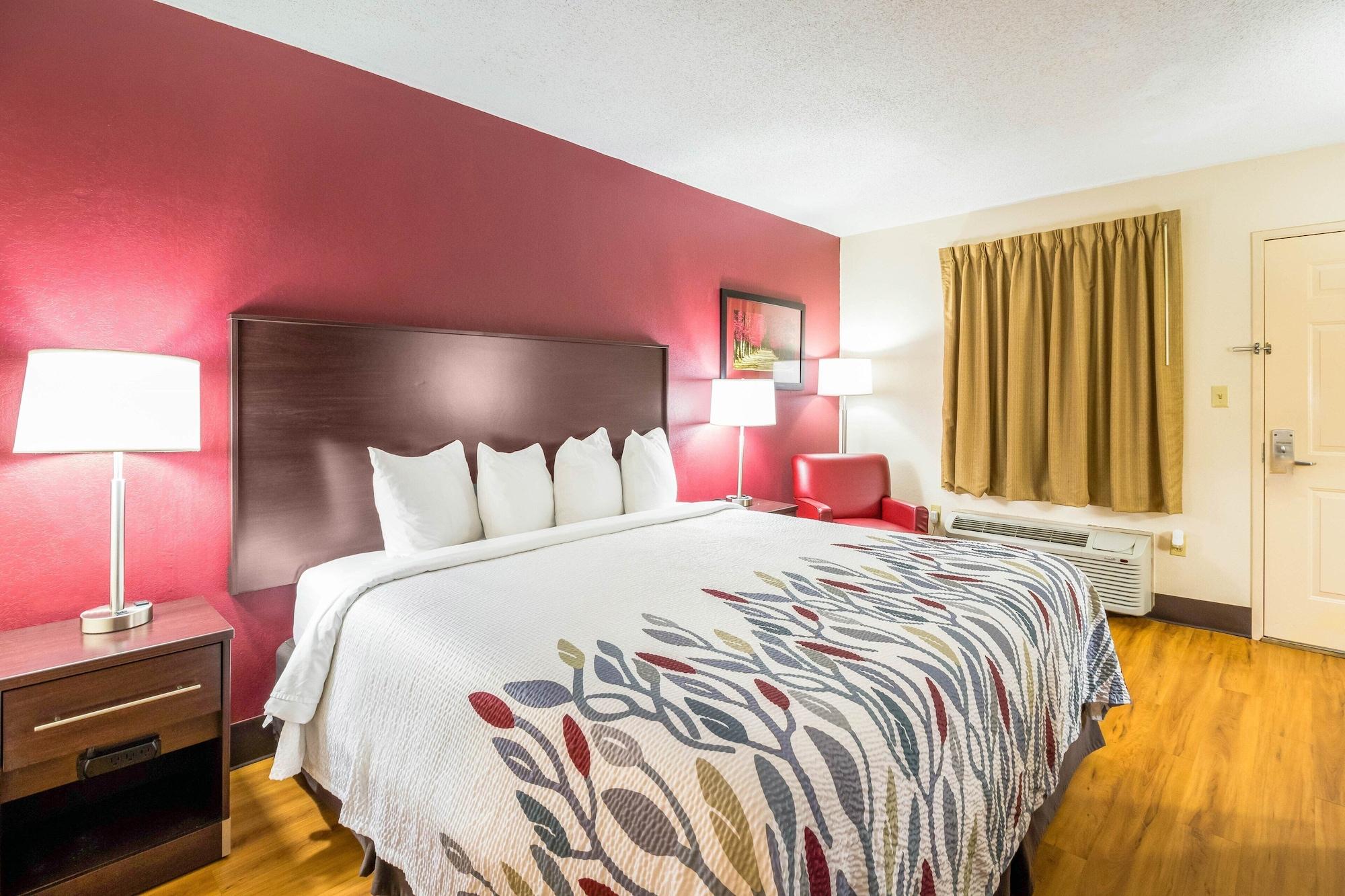 Red Roof Inn Clarksville Extérieur photo