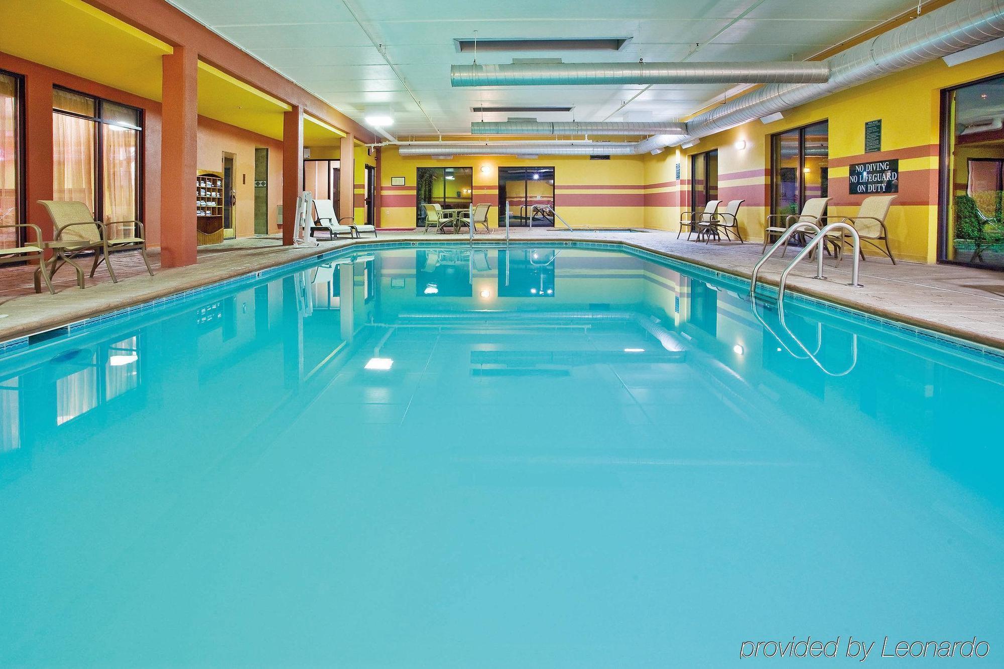 Red Roof Inn Clarksville Extérieur photo