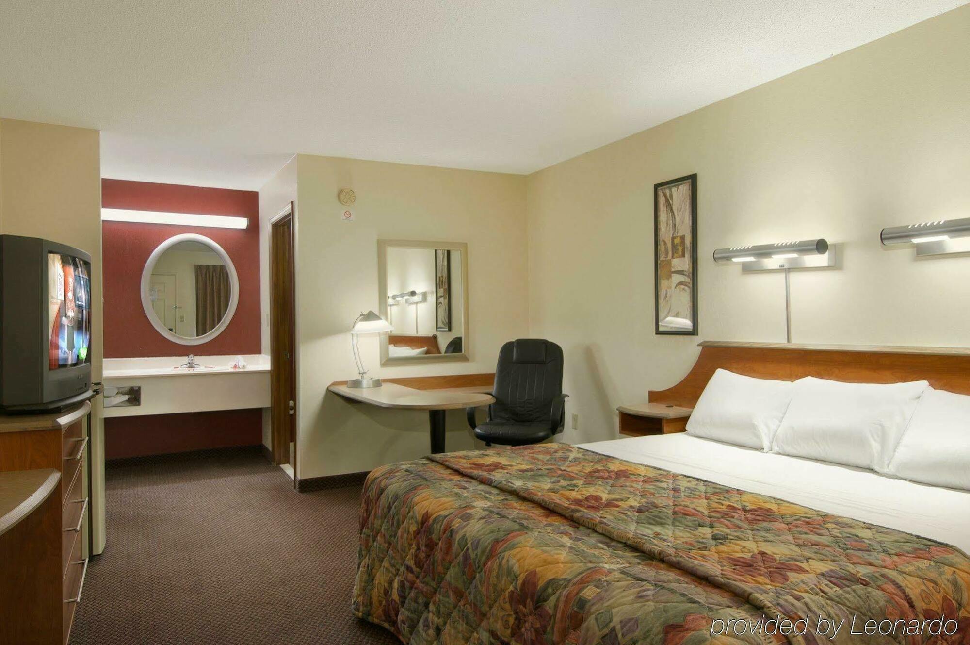 Red Roof Inn Clarksville Extérieur photo